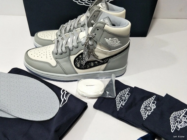 OG High CN8607-002 Air Dior Jordan x 1 0223